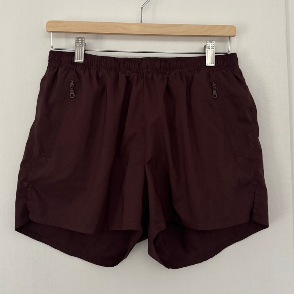 Girlfriend Collective Gazelle Short in Maroon Size Medium